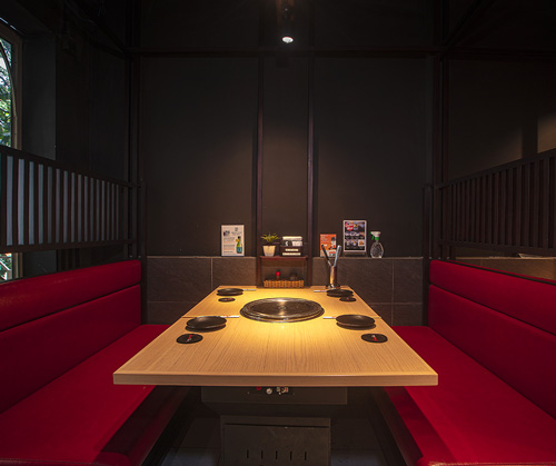 nikutaro restaurant table